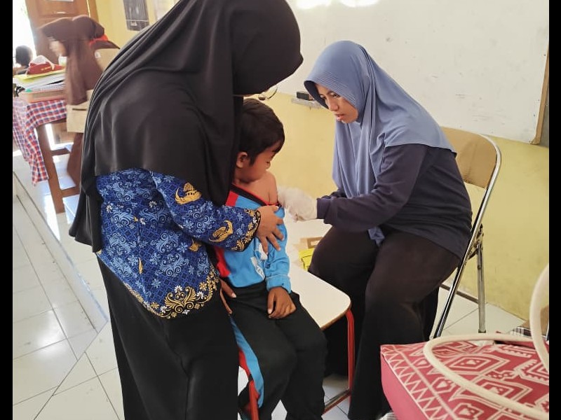 PEMBERIAN IMUNISASI DT DAN TD ANAK SEKOLAH (BIAS)